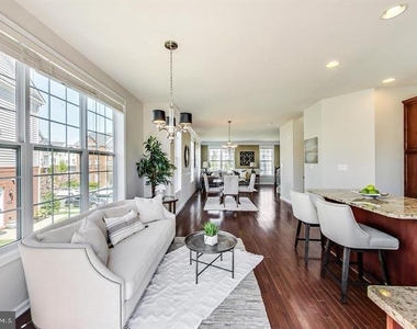 43213 Whelplehill Terrace - Photo Thumbnail 22