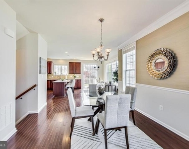 43213 Whelplehill Terrace - Photo Thumbnail 15