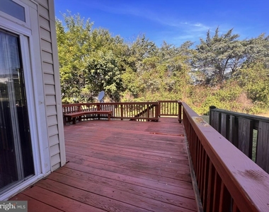 519 Planters Terrace Ne - Photo Thumbnail 4