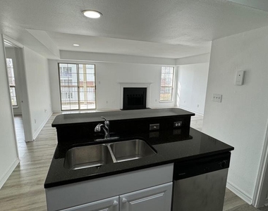 12151 Penderview Lane - Photo Thumbnail 5