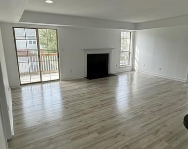 12151 Penderview Lane - Photo Thumbnail 9