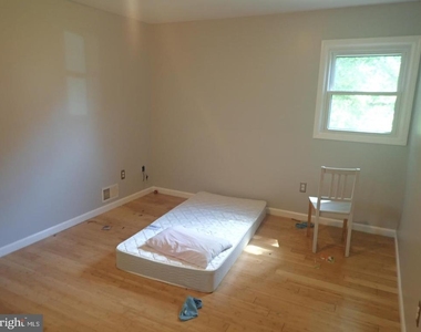 8501 Woodbine Lane - Photo Thumbnail 3