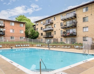 4108 Mangalore Drive - Photo Thumbnail 17
