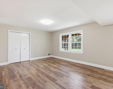 1335 Macbeth Street - Photo Thumbnail 34