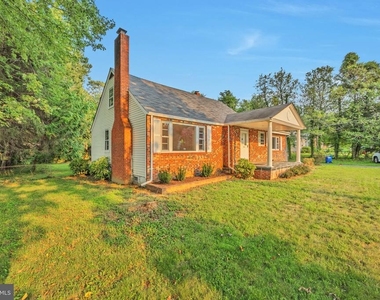 3307 Beechtree Lane - Photo Thumbnail 1