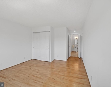 5901 Mount Eagle Drive - Photo Thumbnail 38