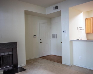 12153 Penderview Lane - Photo Thumbnail 14