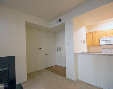 12153 Penderview Lane - Photo Thumbnail 6