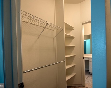 12153 Penderview Lane - Photo Thumbnail 23