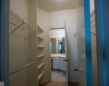 12153 Penderview Lane - Photo Thumbnail 22