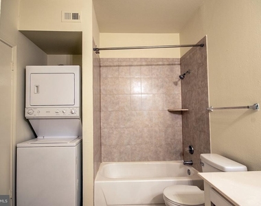 12153 Penderview Lane - Photo Thumbnail 27