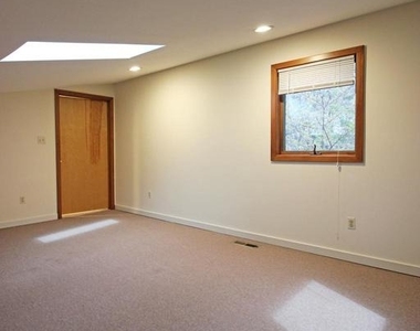 6872 Melrose Drive - Photo Thumbnail 34