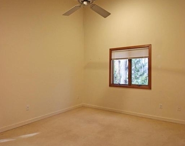 6872 Melrose Drive - Photo Thumbnail 41