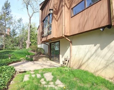 6872 Melrose Drive - Photo Thumbnail 48