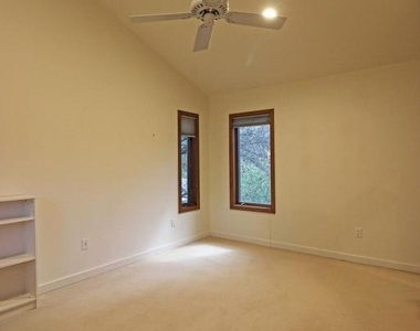 6872 Melrose Drive - Photo Thumbnail 37