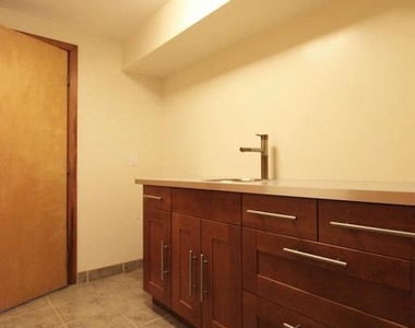 6872 Melrose Drive - Photo Thumbnail 29