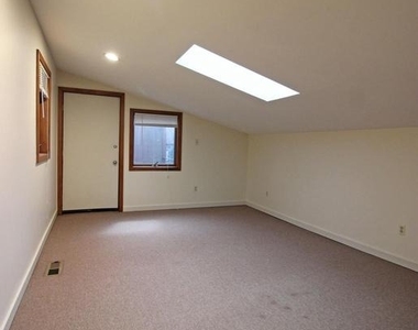 6872 Melrose Drive - Photo Thumbnail 32
