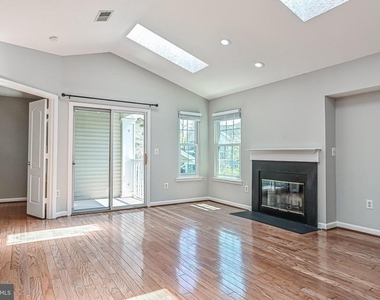 5601 Willoughby Newton Drive - Photo Thumbnail 11