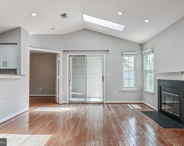 5601 Willoughby Newton Drive - Photo Thumbnail 7