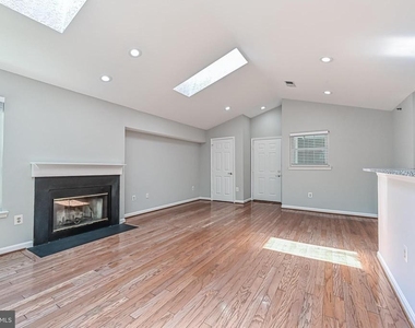 5601 Willoughby Newton Drive - Photo Thumbnail 13