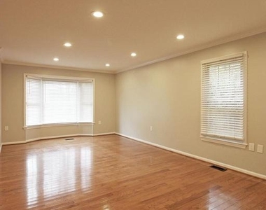 4427 Holly Avenue - Photo Thumbnail 1