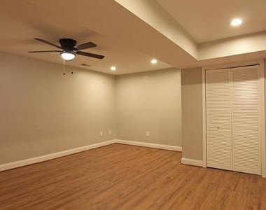 4427 Holly Avenue - Photo Thumbnail 12