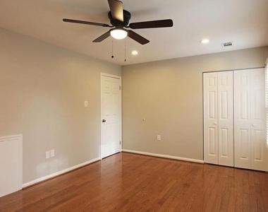 4427 Holly Avenue - Photo Thumbnail 24