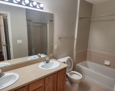 39475 Springwater Drive - Photo Thumbnail 11