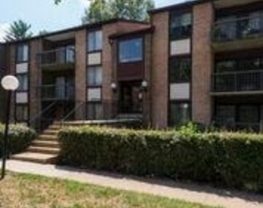 9708 Kingsbridge Drive - Photo Thumbnail 3