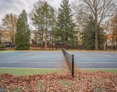 11551 Laurel Lake Square - Photo Thumbnail 30