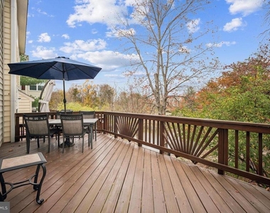 11551 Laurel Lake Square - Photo Thumbnail 27