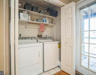 11551 Laurel Lake Square - Photo Thumbnail 20
