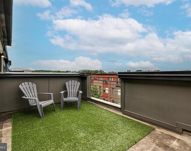 2947 Stella Blue Lane - Photo Thumbnail 12