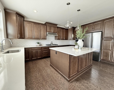 6394 S Trailwoods Drive - Photo Thumbnail 24