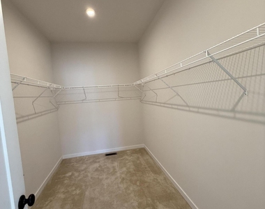 6394 S Trailwoods Drive - Photo Thumbnail 48