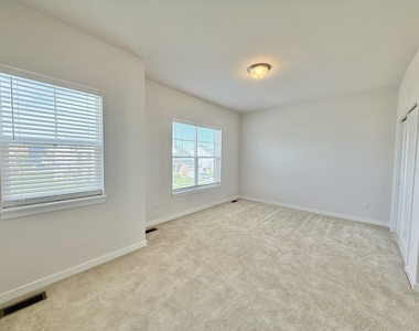 6394 S Trailwoods Drive - Photo Thumbnail 53