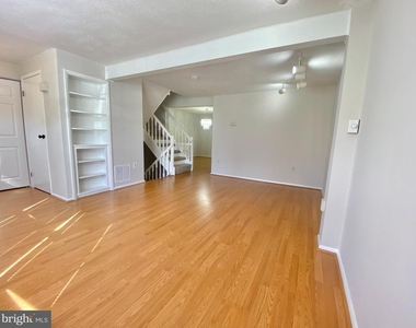 6212 Hillside Road - Photo Thumbnail 2