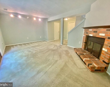 6212 Hillside Road - Photo Thumbnail 29