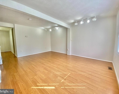 6212 Hillside Road - Photo Thumbnail 1