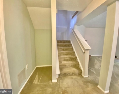 6212 Hillside Road - Photo Thumbnail 26