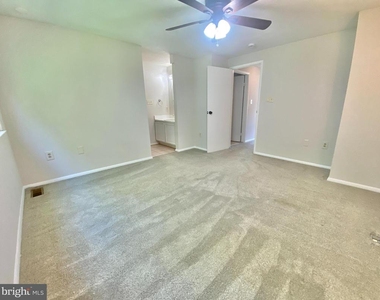 6212 Hillside Road - Photo Thumbnail 19