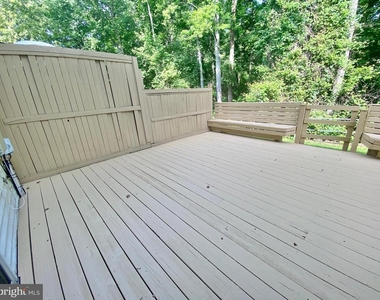 6212 Hillside Road - Photo Thumbnail 31