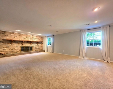 2215 Collingwood Road - Photo Thumbnail 26