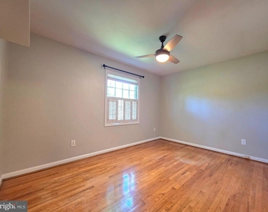 2215 Collingwood Road - Photo Thumbnail 21
