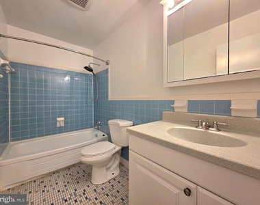 2215 Collingwood Road - Photo Thumbnail 23