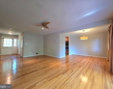 2215 Collingwood Road - Photo Thumbnail 11