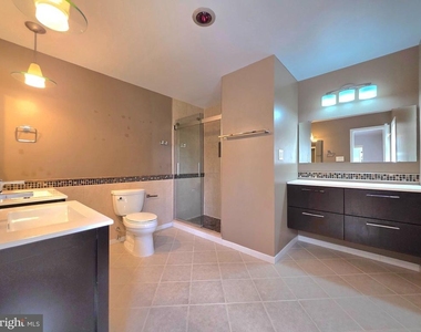 2215 Collingwood Road - Photo Thumbnail 19