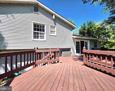 2215 Collingwood Road - Photo Thumbnail 14