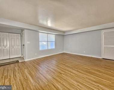 13511 Orchard Drive - Photo Thumbnail 8