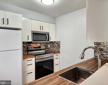 13511 Orchard Drive - Photo Thumbnail 14